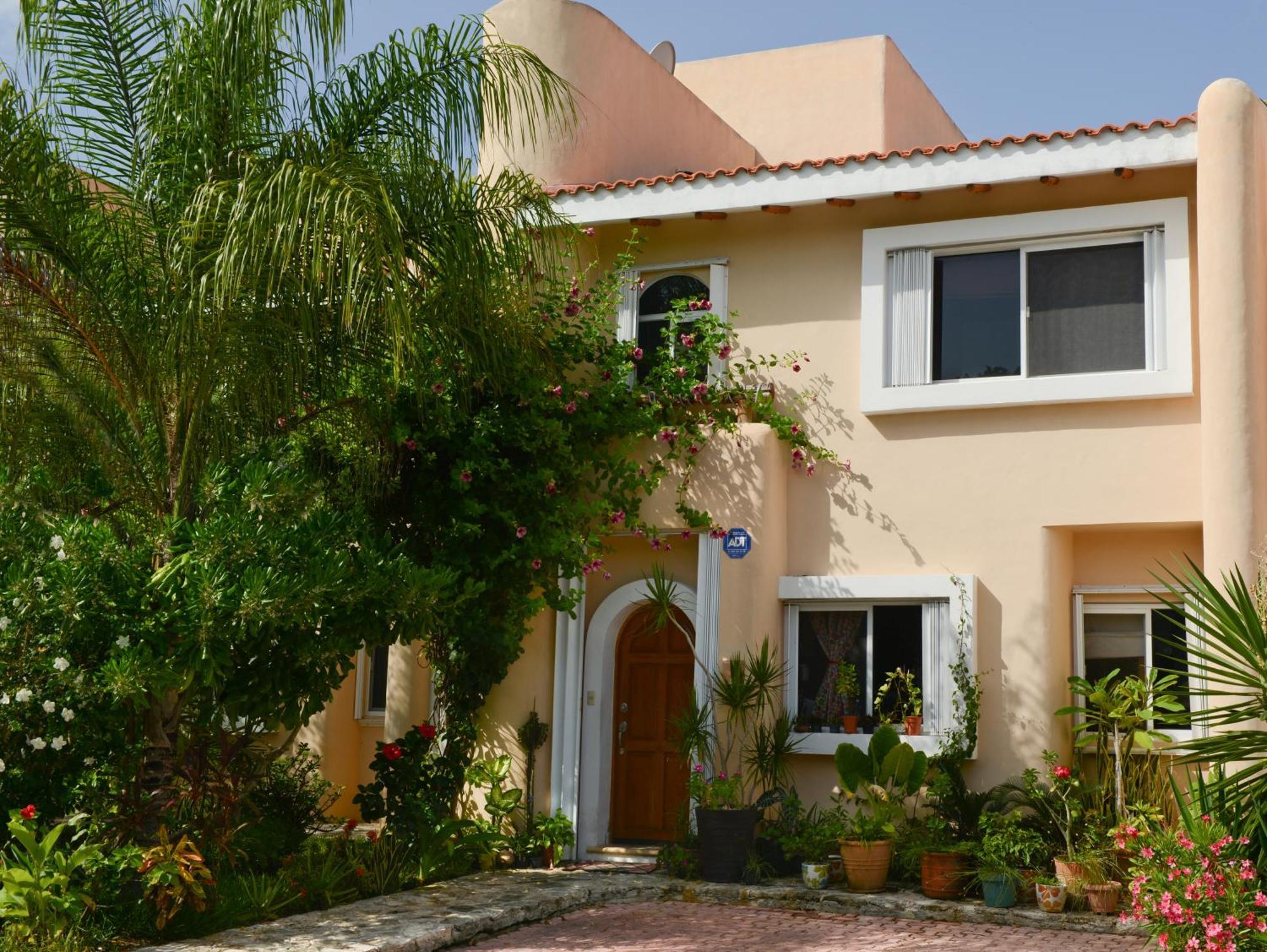 B&B Mom'S House Puerto Aventuras Dış mekan fotoğraf